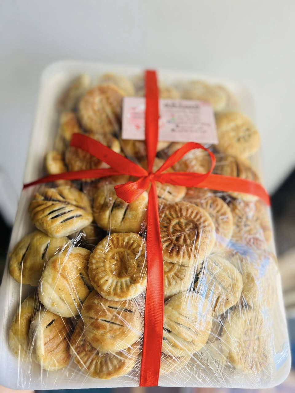 اللهم صلي على محمد وآل محمد ❤️🫶

جزء من تجهيزاتي حسب الطلب 🙏🏼💌

كليجه مشكل تمر ولقم 🎀
كيكة شاي بالكاكو والجوز حسب الطلب 💙
كيكة بالنوتيلا والكراميل والمكسرات 🤎🤎

كرات لوتس محشي بالبندق 🤎
حسب الطلب🎀🎀

الحجز مفتوح (( كولشي بالمنشور متوفر بيع مباشر راسليني عالخاص وتدللين متوفر توصيل سريع 🫶))

للطلب والاستفسار المراسله خاص او ع الواتساب على الرقم
***********
العنوان بابل الحمزه الغربي توجد خدمة توصيل داخل الحمزه والهاشمية والقاسم والمناطق القريبه
