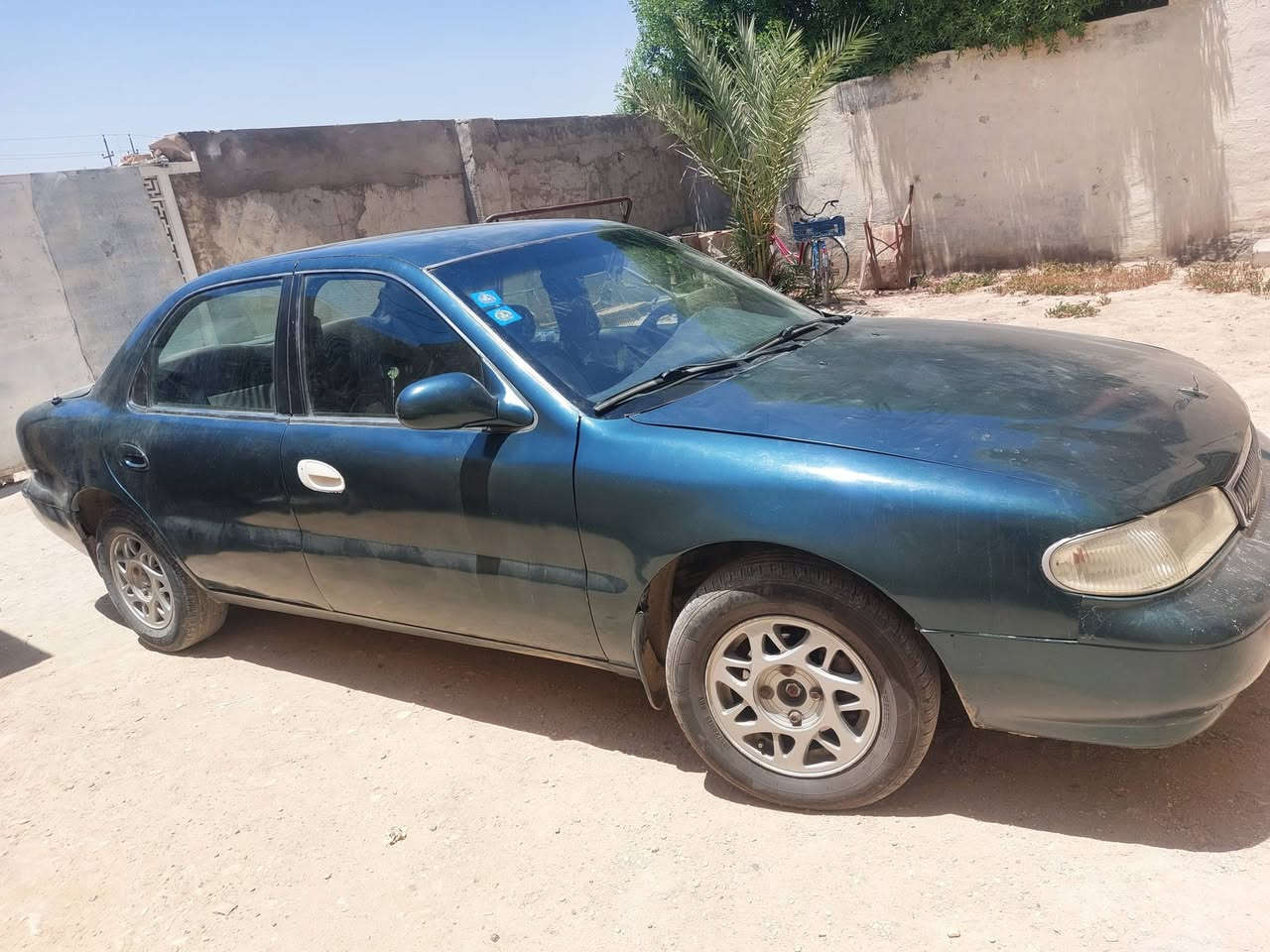 سلام عليكم
سياره كريدوس موديل ٩٦ 
رقم بغداد 
كير اوتو 
محرك مسكر 
حداديه مرتبه 
السعر ٣٠ وبيها مجال للطيبين 
مكان بابل سكندريه منطقه الحصوه 
للاتصال ***********

