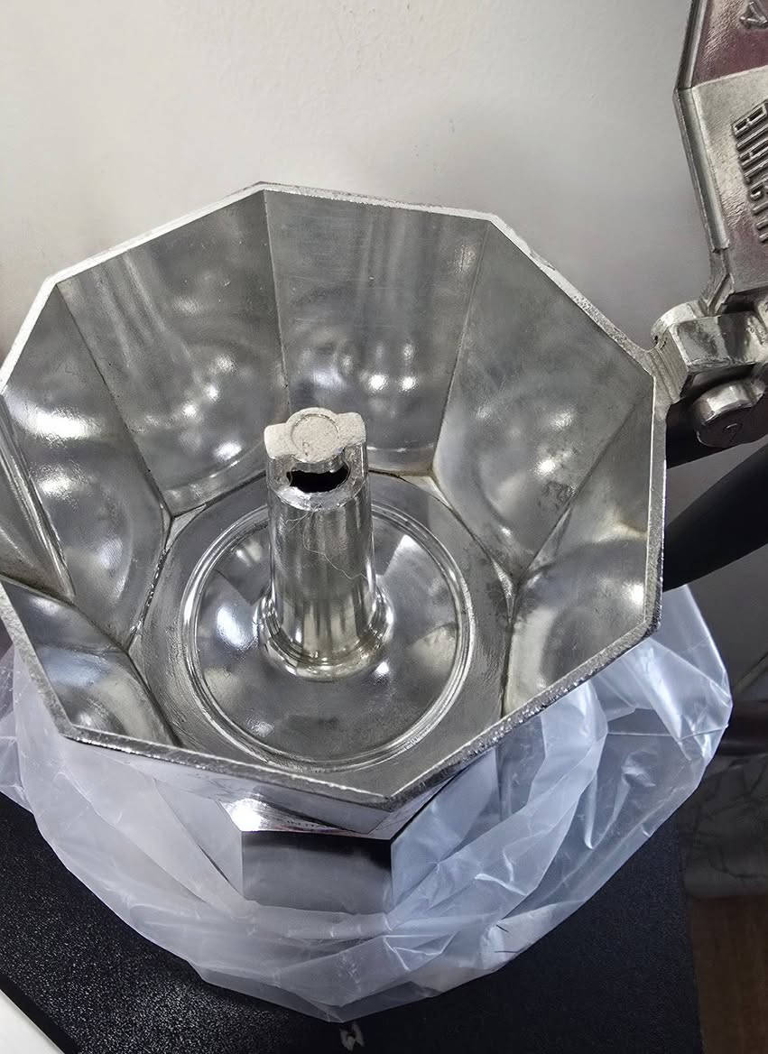 موكا بوت بيالتي إيطالي اصلي مختم 6 اكواب مستعمل للتجربة فقط يتوفر توصيل


**إذا كنت صاحب هذا الإعلان وتريد حذفه لأي سبب، رجاءا أرسل رسالة إلى الدعم الفني**