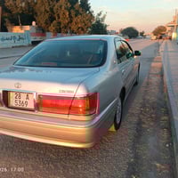 تويوتا كراون اربع دكم برده بيع ومراوس سياره مكفولة ١٢٨ وبيها مجال تحوي...