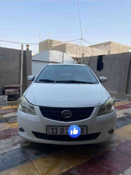 السلام عليكم 
BYD G3 2016
رقم بغداد باسمي 
اوتماتيك 
كير محرك تبريد كهربائيات كلها جاهزه 
فول مواصفات 
فتحه 
بصمه 
أشاير بالمري 
كشنات جلد 
تحكم ستيرن 
شاشه 
كامره دواره 
سعره ٥٨ وبيها مجال بسيط
