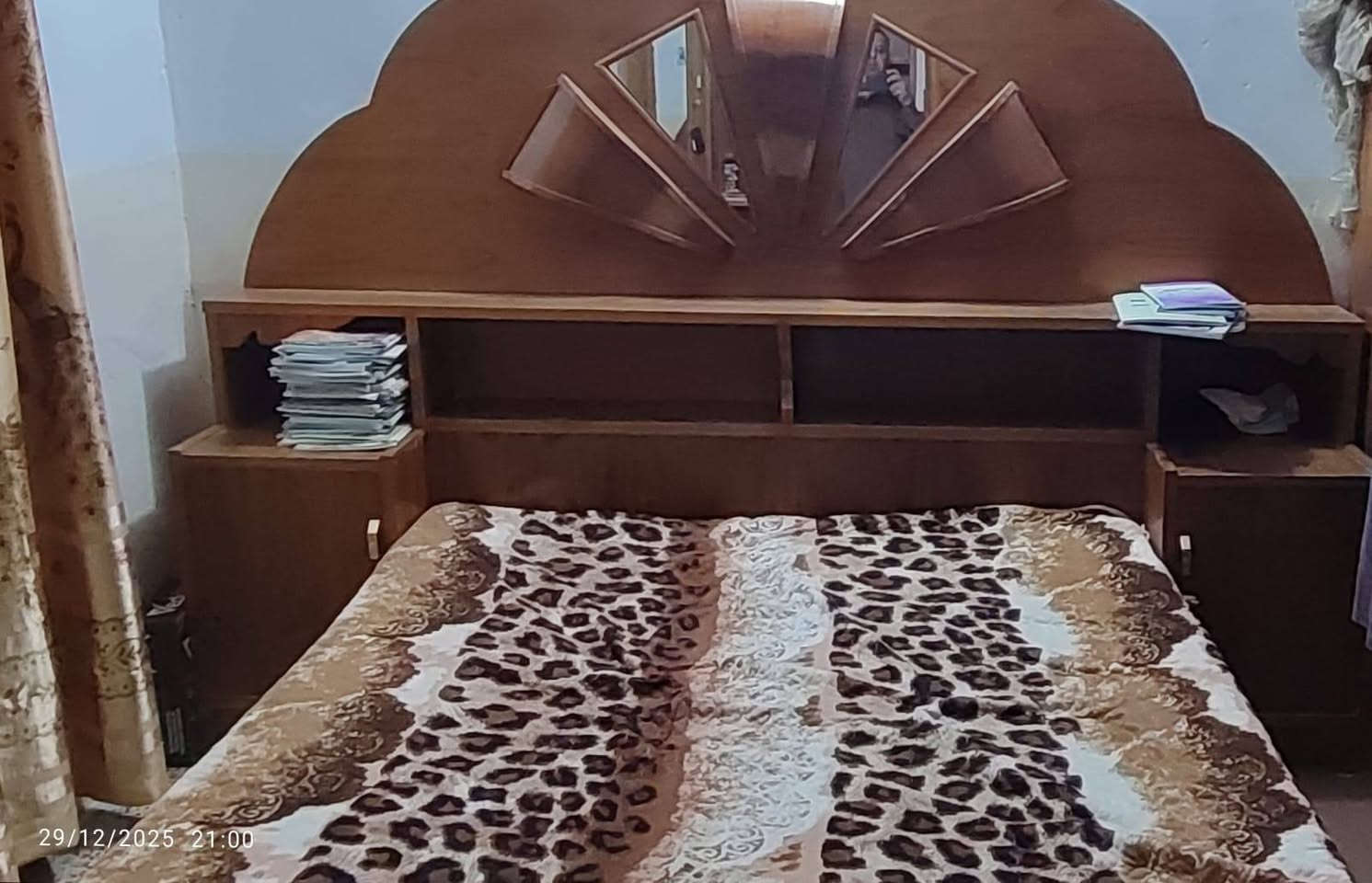 مكلف بالنشر 

غرفه نوم خشب  اصليه وزن الثقيل 

للإستفسار الاتصال ع رقم ***********
