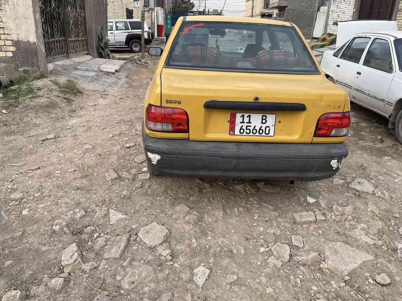 سلام عليكم
سايبة البيع موديل2012 
سياره ًمكفوله من الضربه 
بيه بس خياست ومعمرات
مكينه وكير جديده بعدهن بل جيس
تدفه وتبريد شغلات 
حداديه جديده
اسعره 27وبيه مجال حك الجيه
مكاني بغداد الشعله 
الاتصال***********
