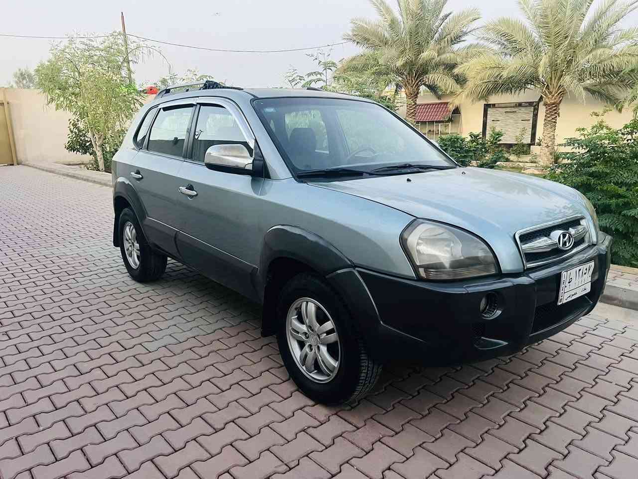 توسان 2007 للبيع 6سلندر وارد امريكي بيها 4 قطع صبغ السعر 75 ورقة وبيها مجال بسيط الشراي يتصل على هذا الرقم ***********
