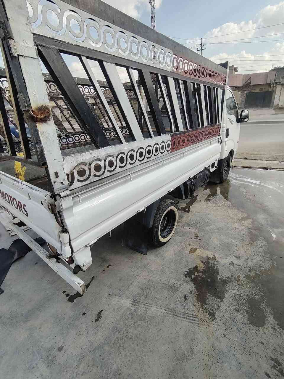 السلام عليكم كيا حمل للبيع موديل 2006 ماكينه بها خيط تبخير تخم تاير جير كله جديد خير من الله عنوان بغداد حي النصر سعر ب 72 وبيها مجال للطيبين شيء قليل ***********
