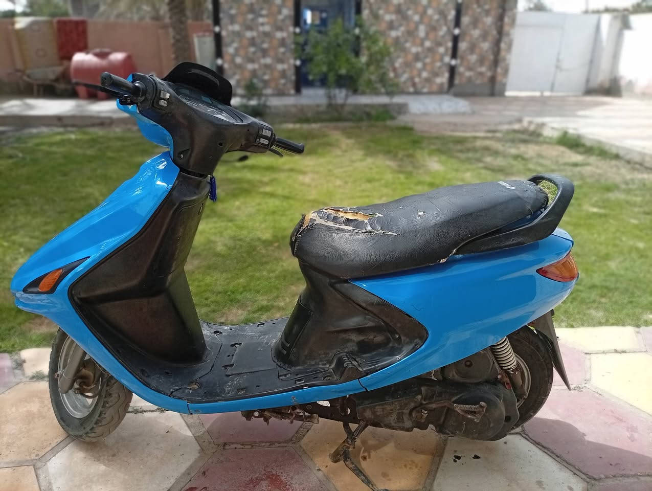 السلام عليكم  دراجه فراشه للبيع سلف هندر كهربائيات  شغاله قفل هندر شغال مكينه ناعمه حلوة السعر 350 وبيه مجال للشراي اتفضل خاص وتدلل مكان بابل منطقةالدبلة ***********
