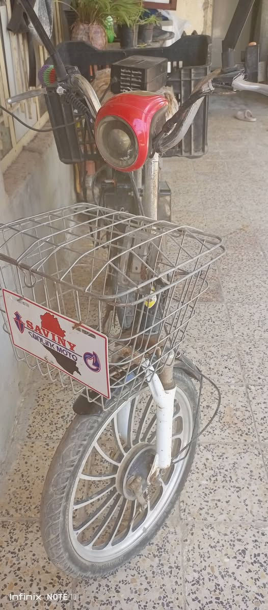 السلام عليكم ورحمه الله وبركاته بايسكل شحن نضيف باب اول بطاريات جديده 
النظافه جيد جدا السعر ٣٥٠ ألف بيها مجال
هاذ رقمي ***********

