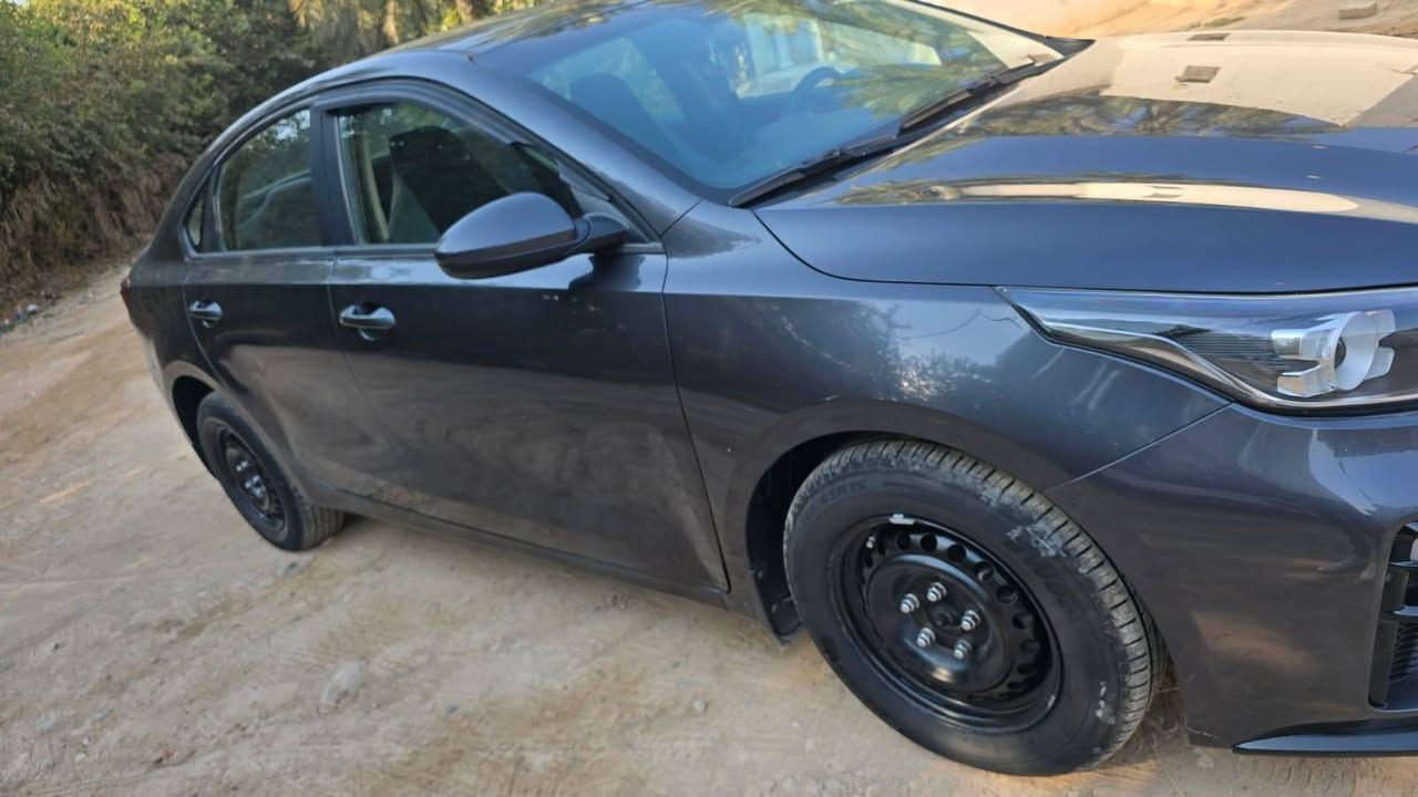 السلام عليكم سيراتو 2019 خليجي السيارة خير من مكفولة كفالة عامة خليجي مكينة 1600 السعر 137$ رقم الهاتف *********** مكان واسط قضاء النعمانية أتريد تحويل أتريد وكالة
