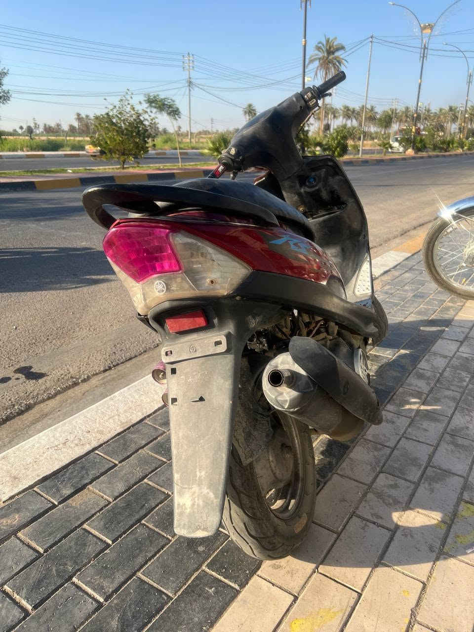 ماكس عدلة للبيع
دراجة مكينة نضيفة كهربائيات شغلات سلف هندر شغال السعر 300 قفل للتواصل  *********** او مرسلتي خاص .
