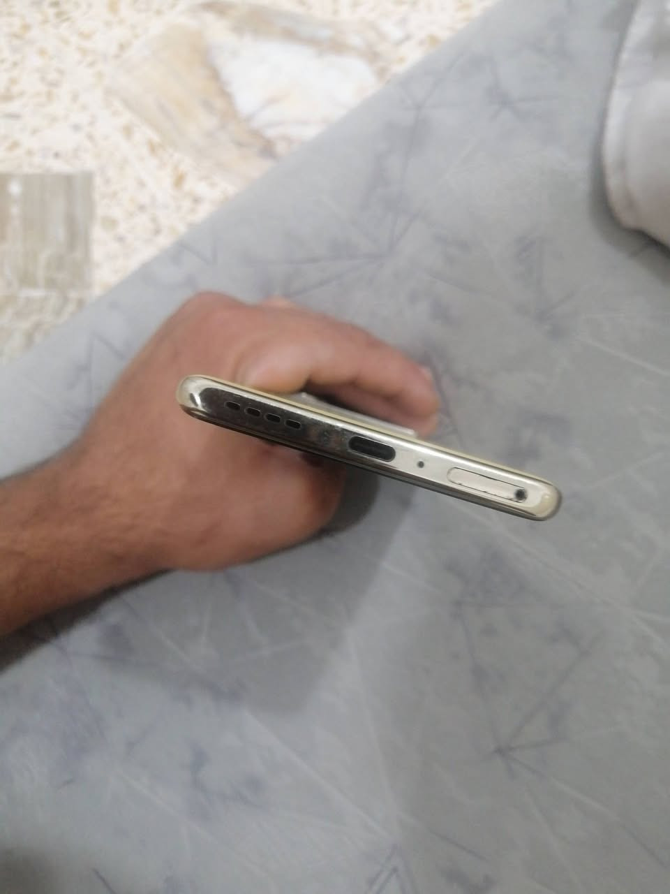 المواصفات بالصوره الجهاز دبل سيم كارت درهم للبيع ايش عندك نظيف جهاز مراوس نزل للبيع سعره 215 مكان حي الميثاق السلام عليكم الجهاز نظيف نظافته 90% *********** ***********
