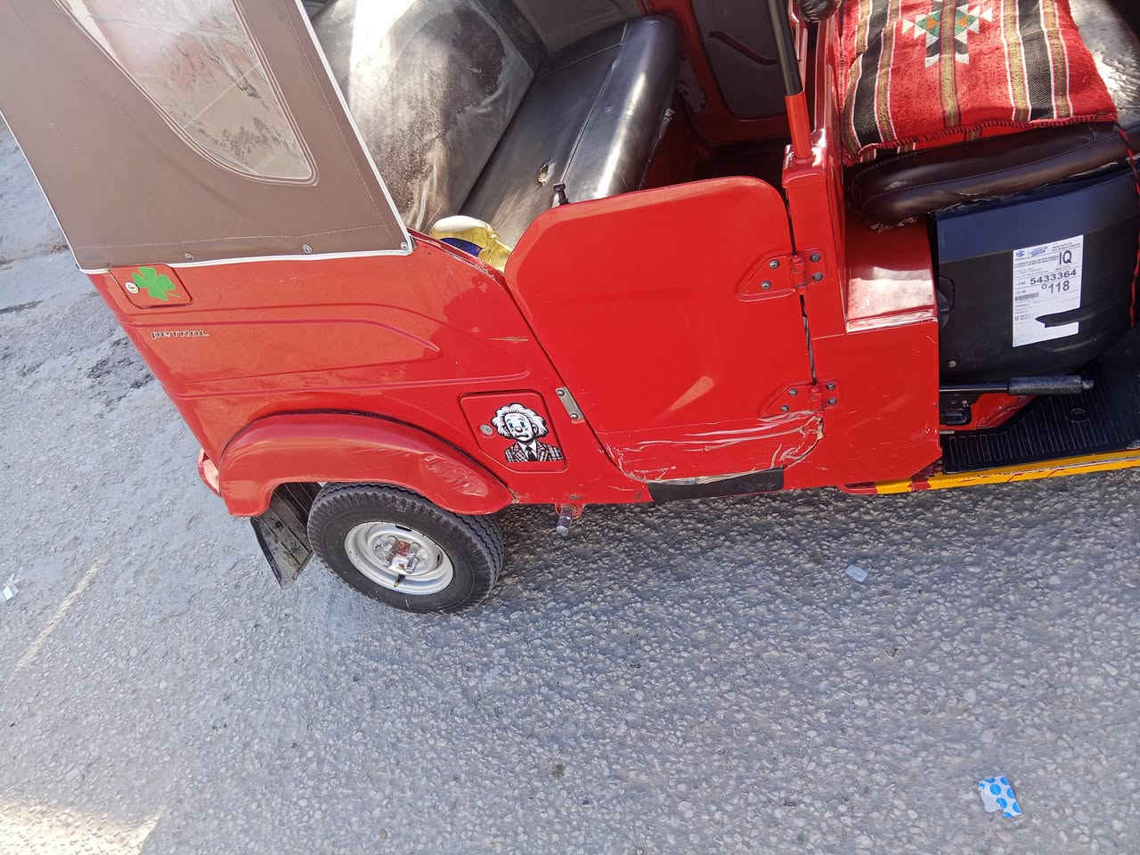 السلام عليكم تيك توك موديل 22 رقم كربلاء ومنقبه عربي بس سنويه راعيها موجود كفاله عامه عادي طخه بسيطه ماكينتها ما مفتوحه بس بيها بدايه تنقيص سعرها8600 وبيها مجال بسيط
***********
