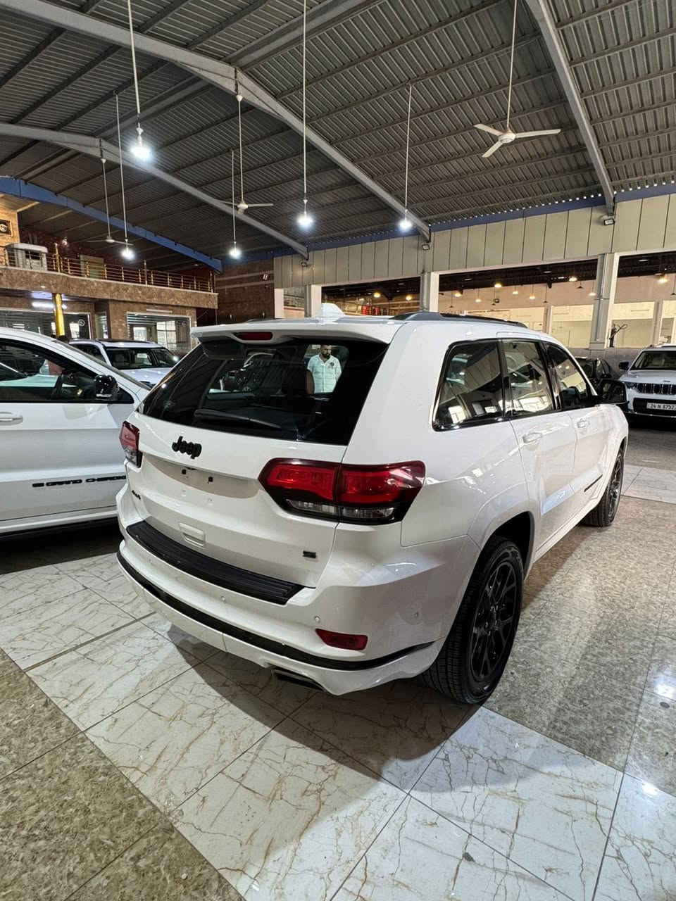 جيب S موديل ٢٢ اربيل بسمي وكاله هارلم جديده مكفوله حتى من الزلغ السعر ٤٢ الف وبيها مجال ٤٢٠ ورقه للاستفسار ***********
