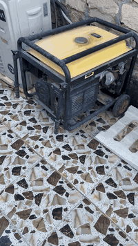 مولدة للبيع 7 كيفي بانزين بحالة ممتازة 
450 الف دينار 
واتساب مراسلة ***********
