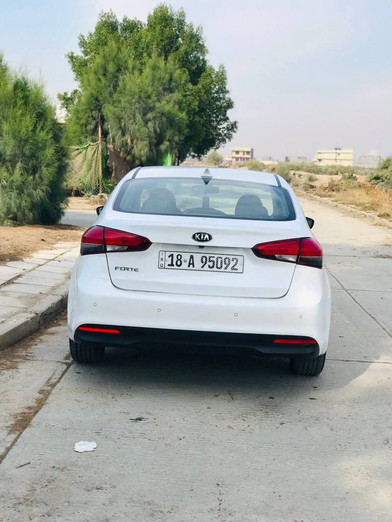 اسلام عليكم. 
كيا فورتي 2018 للبيع رقم بابل حادثهه جاملغ وبنيد بدون دواخل مكينه 2000 دوش سياره جاهزه مكينه وگير وحداديه وكهربائيات تخم تاير متصرف عليهه الف مكان بابل / الاسكندريه 
الشراي يتصل غير متواجد  ع النت  

ر. هـ *********** حلة, بابل
