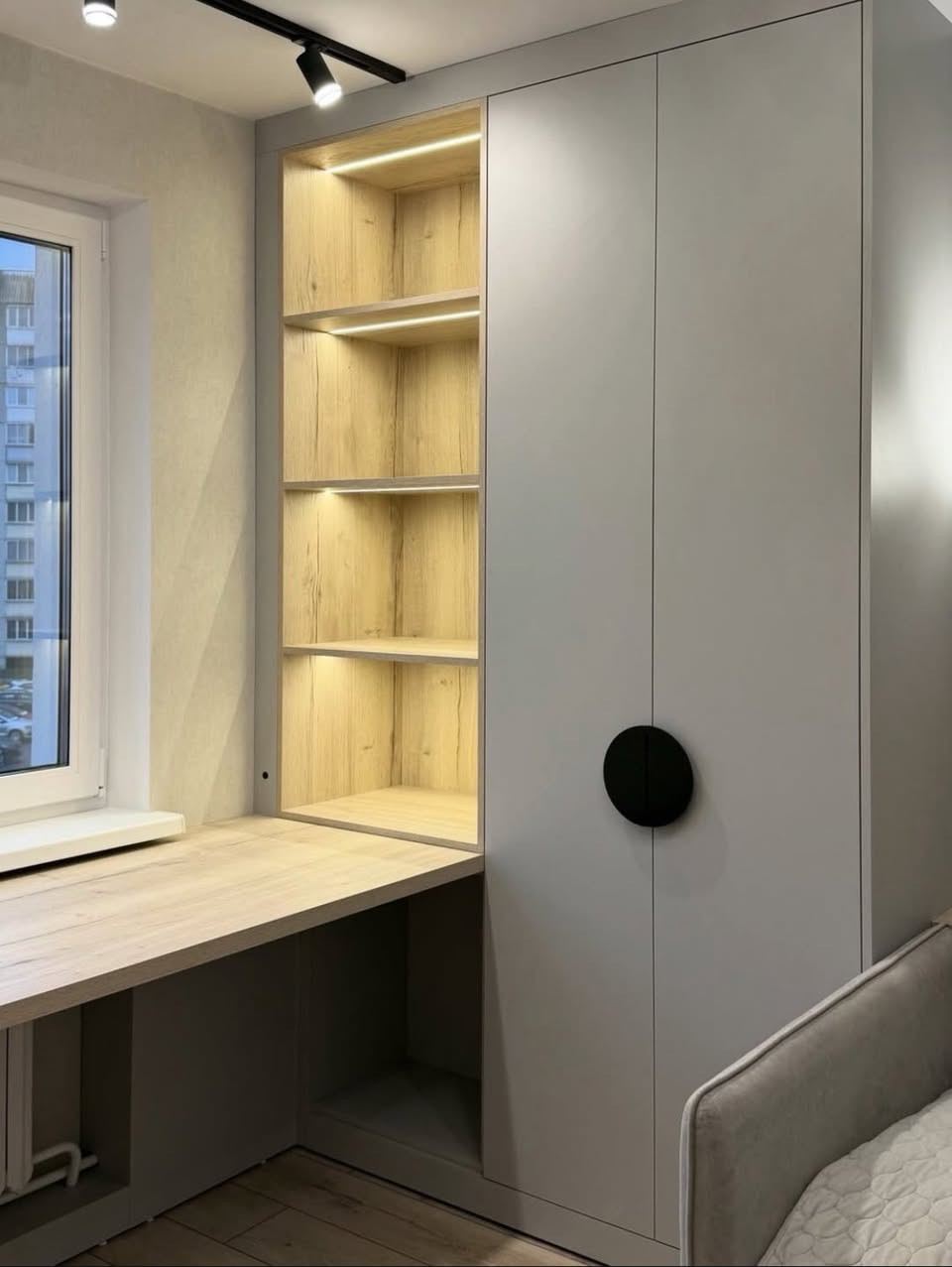 تنفيذ غرفه صغيرة 🩶🤍
 جگر ، لمسة فخامه في منزلك 💖
تصميم و تنفيذ الديكورات الداخليه و المطابخ 🤍
م. مريم / ***********

العنوان / العرصات - مدخل شارع السدة قرب عيون بغداد 📍#مجمع_النسيم_ستي_السكني #مجمع_بوابه_العراق_السكني #مجمع_رويال_ستي #مجمع_الاميرات_ستي_السكني #مجمع_ابراج_كافوري_السكني1 #مجمع_ابراج_بغداد #مجمع_داماك_السكني #مجمع_المربع #محمع_بدور_بغداد_السكني #مجمع_المنصور_ستي_السكني #مجمع_بوابه_العراق_السكني #مجمع_شناشيل_بغداد_السكني
