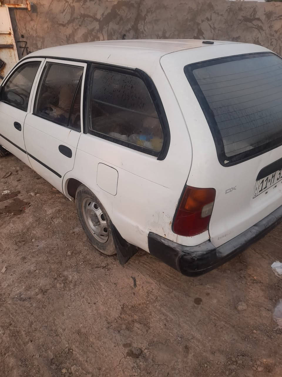 سلام عليكم كورلا ستيشن محور موديل ٩٢ كير عادي محرك نظيف حجم ١٤٠٠ كابريتر سياره بصبغ بلادي بيه نواقص تحتاج ترتيب سعره ٤٣ مكانه ابو غريب الزيتون  ***********
