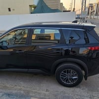 نيسان روج • ٢٠٢٣ • ٥٩٠٠٠ كم