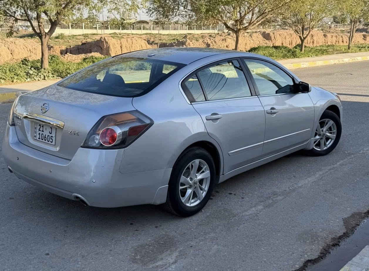 سلام عليكم
نوع السياره  نيسان التيما S
موديل 2012 
ماشيه154
تحويل وكاله حاضر بسمي 
تحكم استيرن 
تبريد لمس 
تبريد تتفيه شغال 
كير اوتماتيك 
اي بي إس 
ويل كب 
مكينه 2500
حادث فقط جاملوغ بونيد 
بدون دواخل ابشرط 
رقم سنويه جديد 
تخم تاير حداديه جديده 
سعر 100
للاستفسار ***********
العنوان ديالى خانقين
