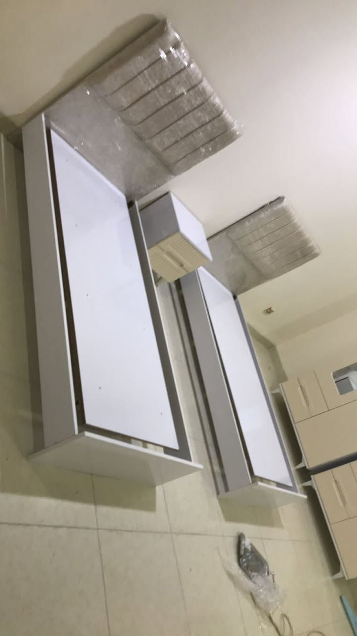 معرض صائب للغرف التركية العنوان الشركاط الساحل الايسر مفرق عويجيله اسعار مناسبه جديد فقط ***********
