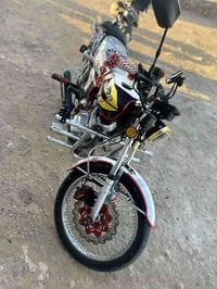 للبيع موديل ٢٥ /٤كير سعر ٩٥٠ وبي مجال مكاني راوه صاحب دراجه  ‭٠٧٨٢ ١٠٧...