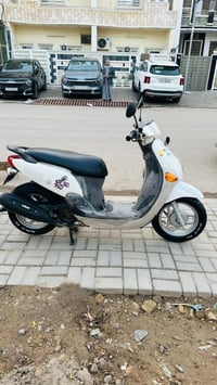 للبيع دراجه فله السعر مليون  موديل ٢٠١٥ دراجه كفاله عامه من كفرات ومكي...