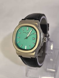 باتك فلب • ميناء تيفاني • تيتانيوم