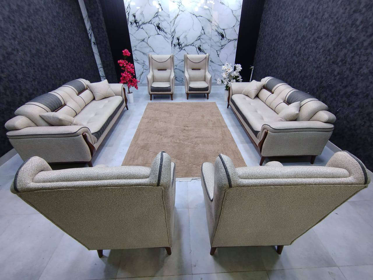 🔥 موديل الصدف  لون أوف وايت فخم
من معرض ستايل داري للأثاث
🎨 ألوان متعددة حسب ذوقك
✅ ضمان كامل
🔍 فحص قبل الدفع
🚚 توصيل مجاني لكل المحافظات
📩 للحجز والاستفسار:
📞 ***********
