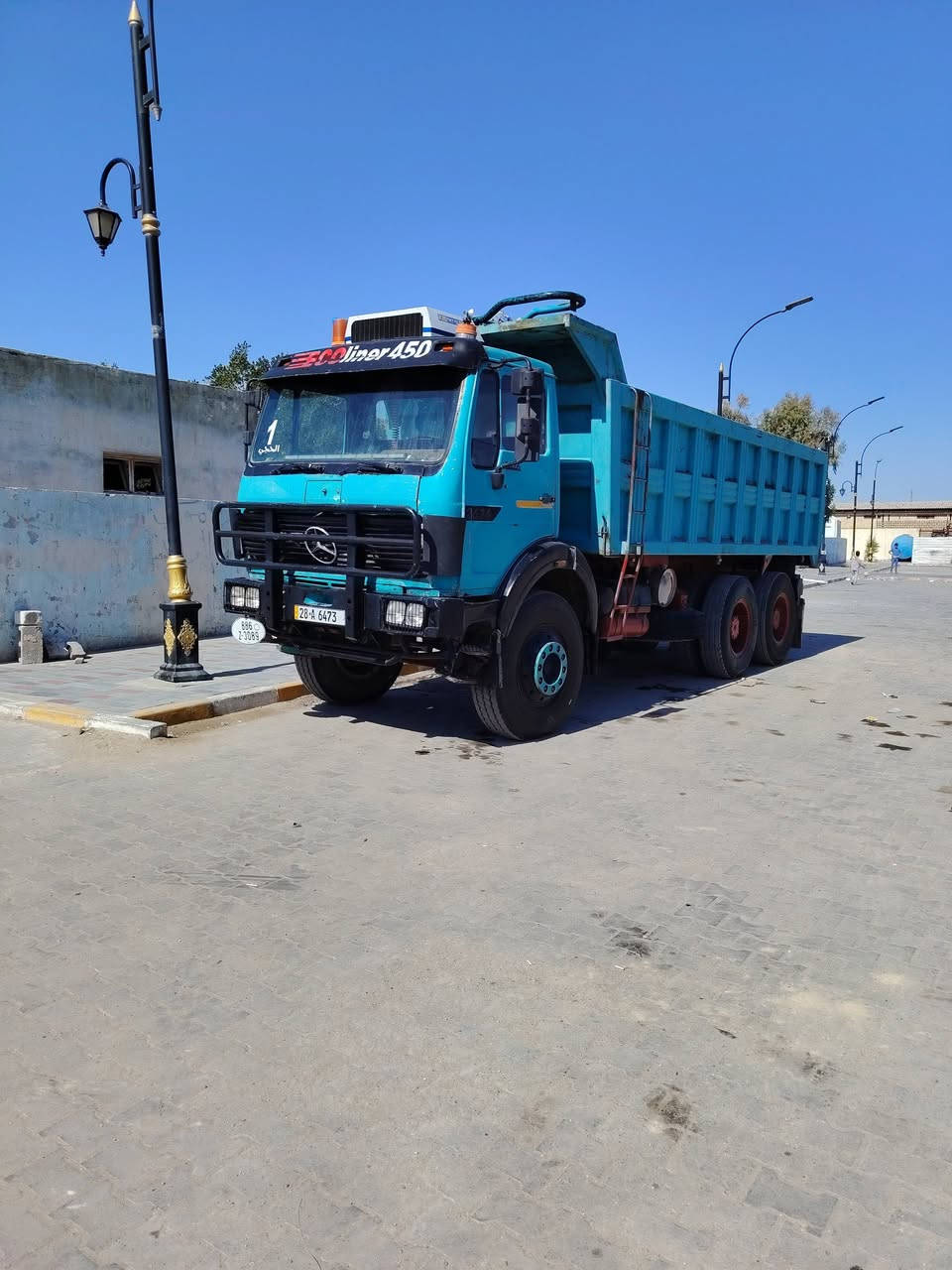 للبيع موديل 75 مجموعة جيف رباط عدل 24مكينه 130گير 130شاصي مكفول بدي جديد گاعيه مايلر تخم تاير قماره جديده مكان السياره نجف السعر 290وبيه مجال استفسار أكثر يرجى الاتصال برقم ***********.  المو شراي لايتصل والمايعجبه المنشور خل يعبره
