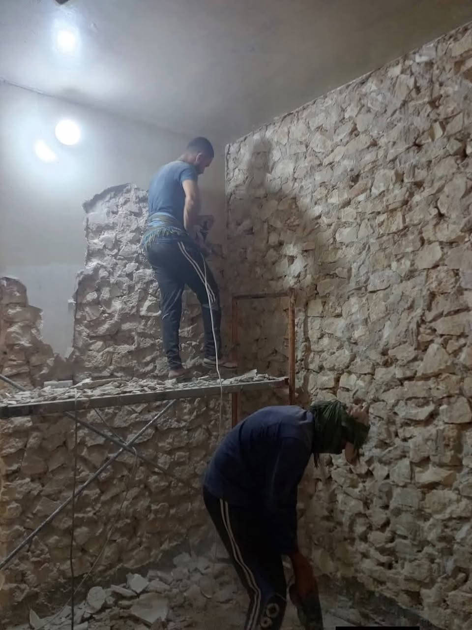 سلام عليكم  /  يوجد كادر عمل جاهز /  تصعيد مواد /  تنضيف بيوت /  تفليش /  تكشيط /  دفن نهري /  شقلنه ليل ونهار /  ومعداتنه جاهزه  ومالك دخل بكلشي تأخذ شقل جاهز مني سلمني شقل وتأخذ شقل جاهز / ماعليك بس تصال على رقم /// ***********
