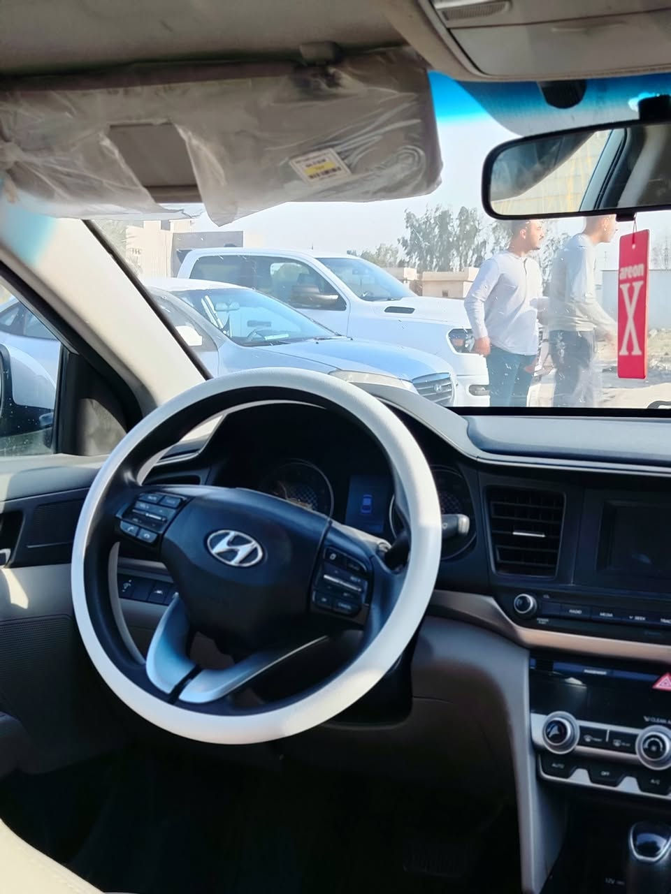 هونداي النترا
للبيع او المراوس حسب القناعه 

موديل ٢٠٢٠ SE

رقم بغداد بسمي تحويل او وكاله مباشر 

مكينه ٢٠٠٠ دوش 

ويل كروم 

كير at المرغوب 

وارد امريكي

صبغ جامرلغ امامي وبنيد بدون دواخل سياره

السعر ١٣٥ ورقة  وبيها مجال

رقم الهاتف :  ***********

العنوان : ديالى بعقوبه
