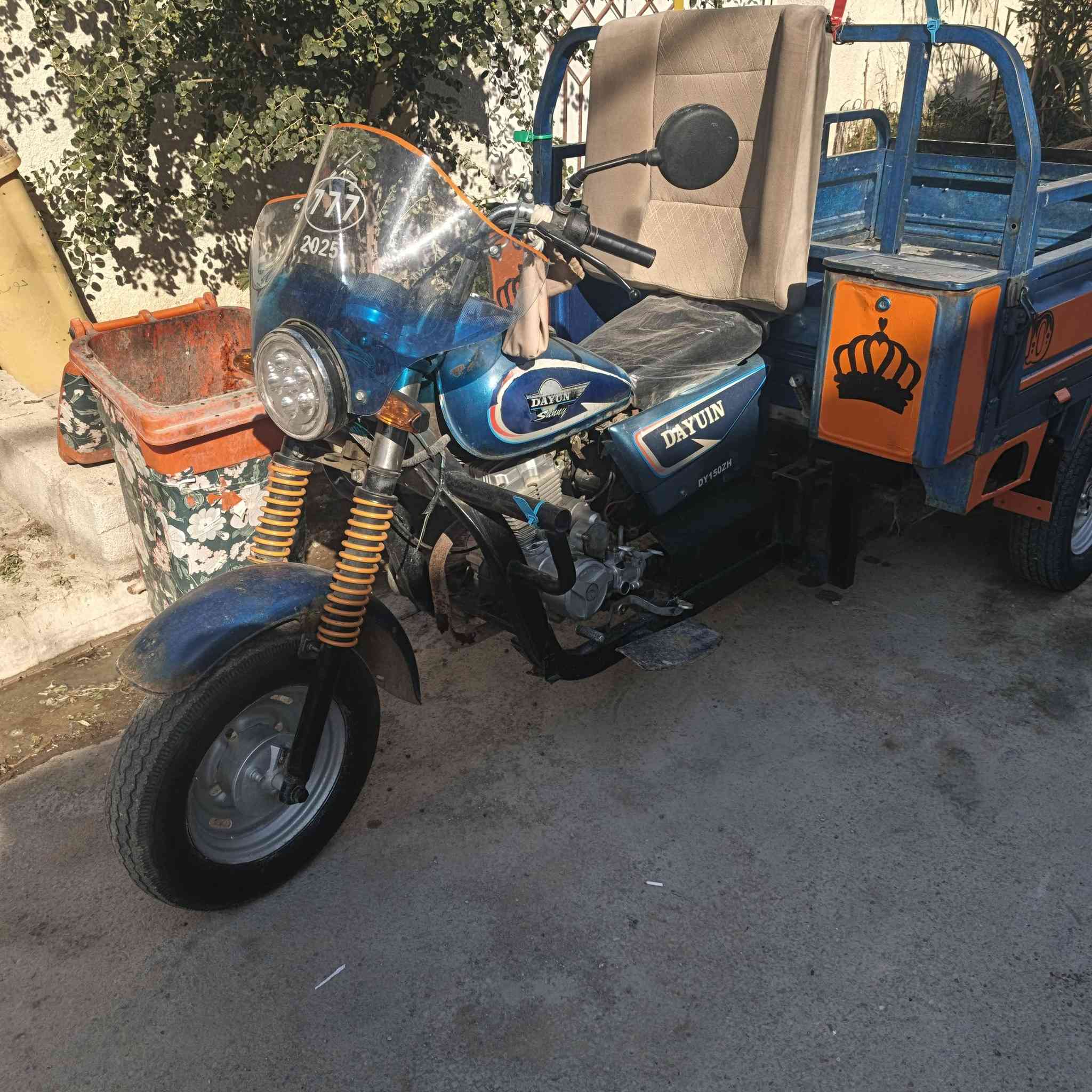 السلام عليكم متاح ستوته موديل ١٢ رقم واسط جاهزه تحويل مباشر سعر ١٤٠٠ نضيفه مابيه خياس كوت    ***********
