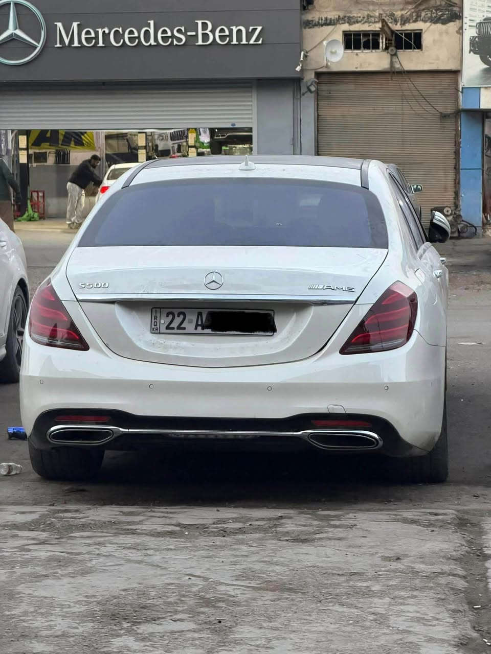 اس كلاس ٥٠٠ موديل ٢٠١٤ خليجية ٤ فصوص ٥ بردات كشنات كهرباء وتبريد وتدفئة ومساج رادارات ٣ شاشات بيبان شفط جنطة شفط ستيرن كهرباء وباقي التفاصيل معروفة تخم تاير السيارة جاهزة برغي مابيهه نقص السعر 345 
*********** بغداد, العراق
