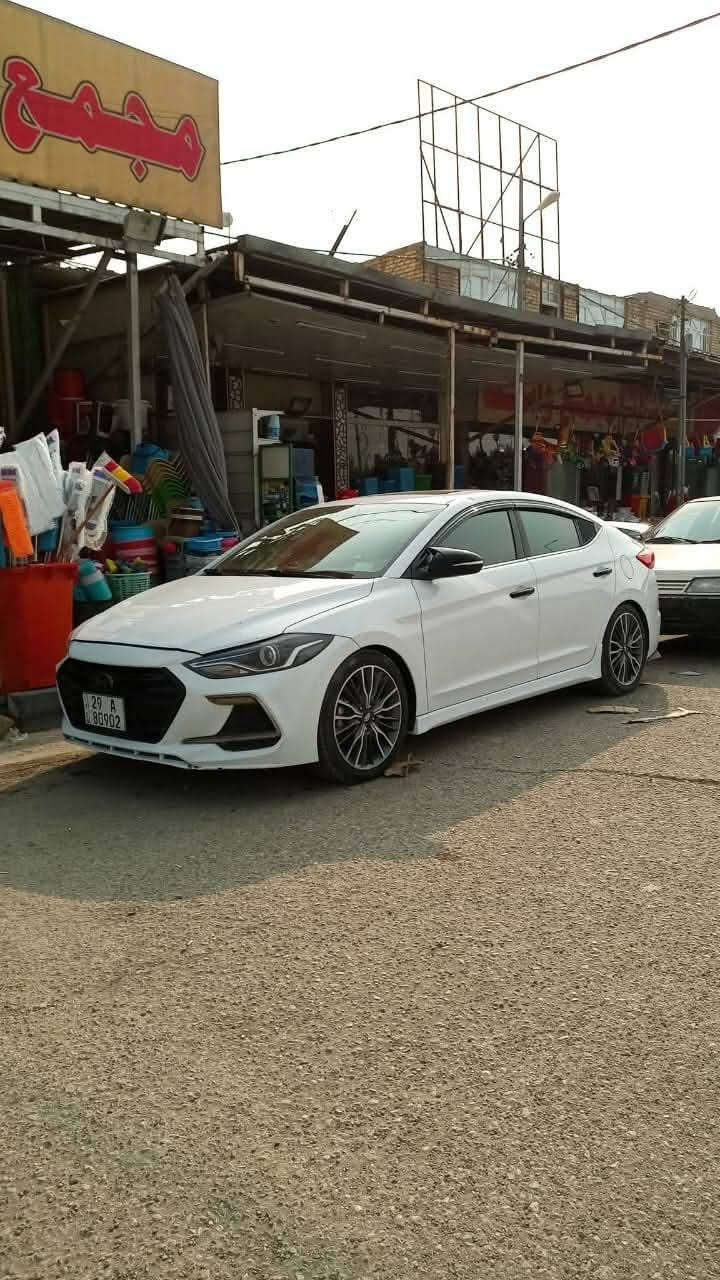 السلام عليكم لبيع النترا موديل 2018 فئه سبورت وارد أمريكي حادثهه جاملغ وبنيد بدون ايرباك  مع السونار مرفق بالمنشور وصور الحادث مكينه 1600 تيربو كير اوتو  ٧ نمره دبل كلج مو سفتي ولا ايتي نضام كلج السياره جاهزه من كل النواحي تخم تاير مكينه كير صدر كهربائيات كفاله مواصفات فتحه بصمه تشغيل +بصمه أبواب كشنات تدفئه تبريد +جلد + تبريد لمس تحكم ستيرن جهتين شفتات ستيرن حساس خلفي شاشه كبيره دمام راداد تحديد مسار راداد بالمري شاشه كار بلي اشاير بالمري اشاره ترحيب  كزوز رياضي  تعمل نضام سبوت ونضام عادي بعد بيهه   مواصفات ما ذاكرهن  مكان السياره واسط الكوت مركز المدينه رقم الهاتف ***********
