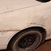 ليفان مديل2013 للبيع بيها بس هاي دحجه مثل ماموضح بصوره سنويه ماساقطه ب...