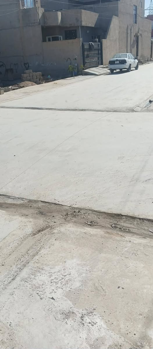 سه رتابه ناوى خواى گه وره و ميهربان
سلاو كريارانى به ريز 

ئه م خانومان لايه بوفروشتن مساحه 105متر مرابع ركن 

فول كاشيه سفره مالى تينچوه 

به كواليتيكى زورجوان و سه رده ميانه دروست كراوه 

كامل خه ده مات 

پيكهاتوه له دووژورنوستن+هول +متبغ+ميوان+مشته ملأت 

نرخى 47ملايين و بيه مجال 

عنوان كركوك بنجاعلى نزيك دائيره كاربايى بنجاعلى لأى شوقه كان ياخود نزيك جامع على زه نگه نه 

فرعى تبليت و ئاوى زورباشه 

بوزانينى زياترپه يوندى كن به م ژمارانه ى لأى خواره وه 

***********

***********

مكتب شالاو زه نگه نه
