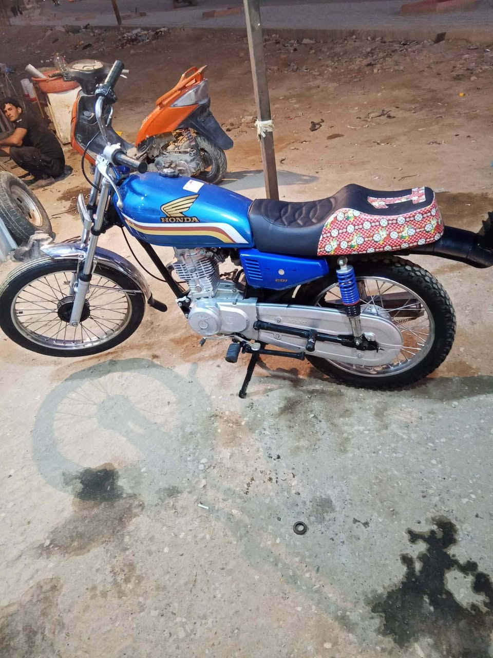 سلام عليكم دراجة البيع نامه رياضي مديل 25مكان النصر السعر 450


**إذا كنت صاحب هذا الإعلان وتريد حذفه لأي سبب، رجاءا أرسل رسالة إلى الدعم الفني**