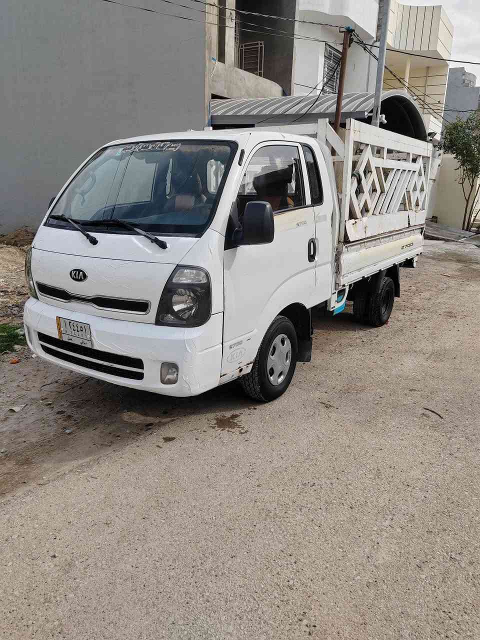 كيا بنكو موديل ١٤ بدون صبغ ب١٠٠ رقم ديالى بدون نقص جاهزة كير ومحرك مكفولات تبريد وتدفئة شغالة ***********
