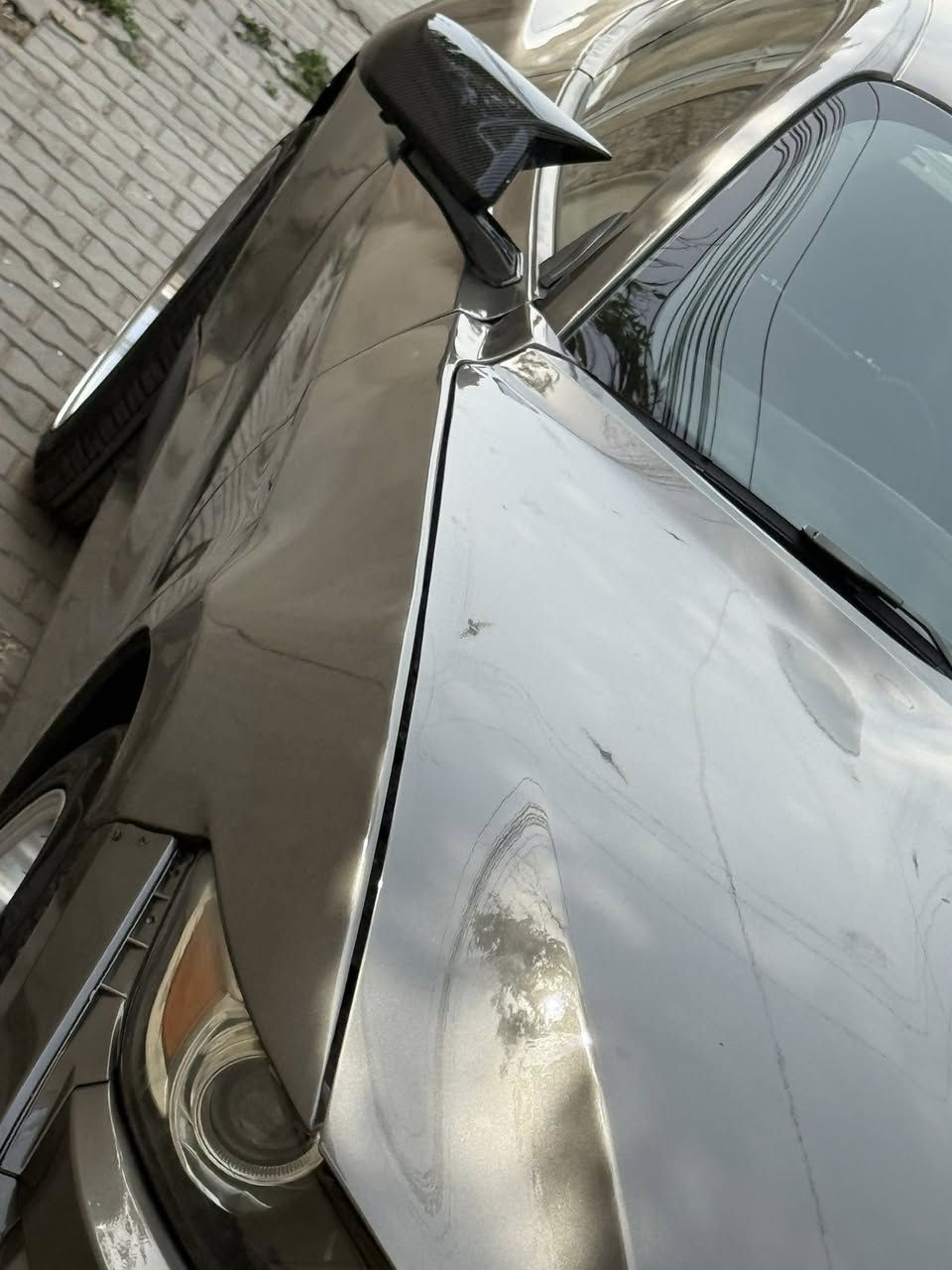 السلام عليكم 

موستنك 2017 🐍 
 محرك v6 3.7🐎
لون رصاصي فيلي ☑️
رقم اربيل سنويه بأسمي ✔️
ممشه السياره 91 mi 
(السياره عليها ادامه كامله )♦️
ومحدثه دعامية وبنيد شيلبي 
ويل ويلد وتخم تايرات جدد🛞
داخل كاربون احمر 
كامره خلفيه 
حساسات خلفيه
دفيوزر شيلبي 🔥
يدات كابرون + كفرات مرايه كاربون
صدر كامل امامي خلفي جديد
عدسات عالي ناصي ليزريه 
لدات متغيره عمل درجه أولى تحكم على طريق الموبايل 
السياره عدت صبغها عام للجماليه لان جان الصبغ تعبان شويه 
مصروف على السياره كلش اهواي وناصبه نصبه حلوه  
وبالعافيه على الياخذها 
( السعر 125 ) 🔴
الموقع بغداد 
*********** غير متواجد تواصل فقط اتصال اخوان
