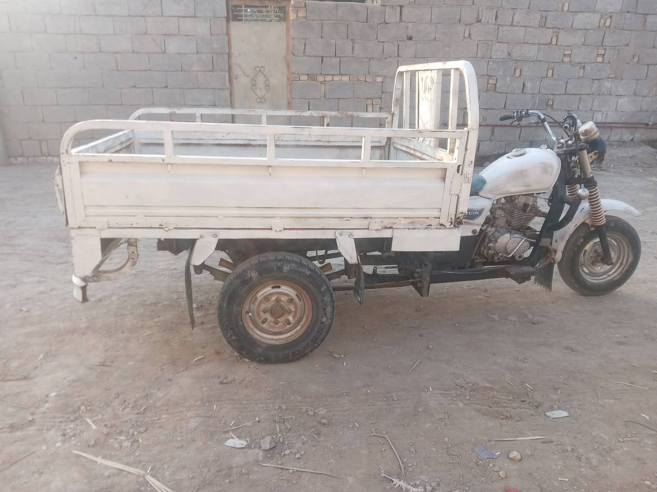 سلام عليكم ستوته للبيع ادوات مكان دوايه مديل 18 كهربايت كله شغله سعر خاص او نتصال ***********
