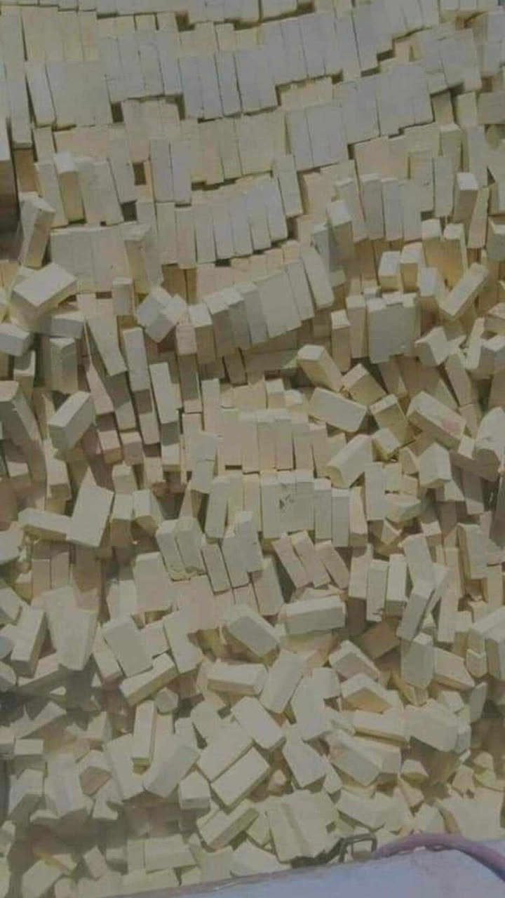 يوجد  #طابوك معامل العمارة سكس عدد 8000 طابوكه #وزياده500 #ويوجد #تك 4000وزياده# 350 طابوكه اتصال على الأرقام التاليه  //  ***********
***********
للاستفسار ومعرفة السعر فقط 
ونوع انجكتر. قوه ولون وعدد كامل وقالب واحد
