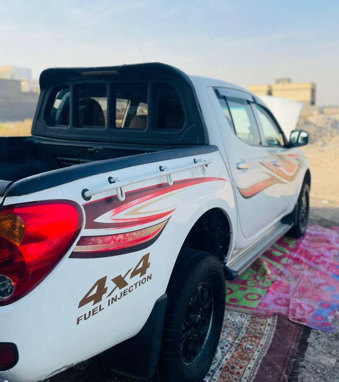 السلام عليكم 
مسيوبيشي فور ويل 2009 محرك كاز رقم انبار انكليزي سنويه لل 29 تريد تحويل تريد وكاله منضومت تبريد جديده سياره جاهزه نقص زوج تاير السعر 90 مراوس بسياره مع فرق هم ترهم 
***********
