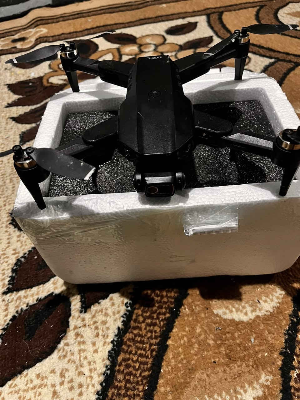 درون للبيع L900pro مستخدم سبوع نضيف جد
كاميرا 4K مزدوجه فوق تحت متحركه

وقت طيران حوالي 15-20 دقيقه

خاصيه رجوع تلقاني في حال خلص شحن + GPS

أا الارتفاع يصل حوالي 120 - 100متر
المدى حوالي 300 إلى 1200 متر

محتويات
بطاريه1
جوستك
شاحن
ريش حتياط
الضرر مثل ما واضح فقط ريشتين بسيط
مكاني نينوى
السعر 40 الف 
توصيل ماعندي ❌


**إذا كنت صاحب هذا الإعلان وتريد حذفه لأي سبب، رجاءا أرسل رسالة إلى الدعم الفني**