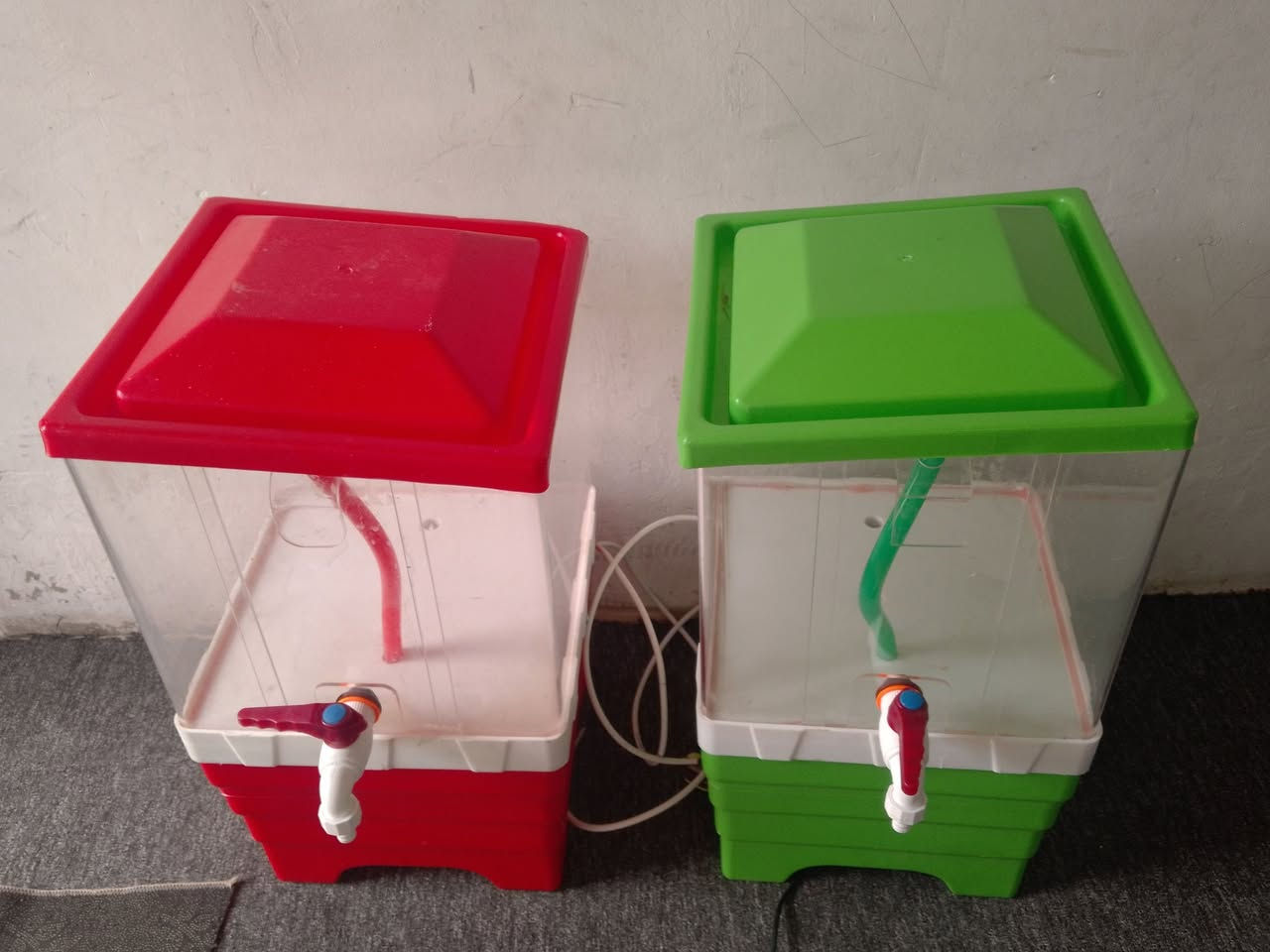 السلام عليكم البيع بس الحمره مستخدمه اسبوع جدد ققط السعر النهاية كلش ١٠٠


**إذا كنت صاحب هذا الإعلان وتريد حذفه لأي سبب، رجاءا أرسل رسالة إلى الدعم الفني**