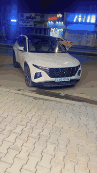 السلام عليكم
توكسان خليجي مديل 24 فول للاخير 
ماشيه 27 
داخل ابيض 
بنراما 
مكفوله من الصبغ ولتبديل 
السعر 22500 
مكاني الاعظميه 
للاستفسار ***********
