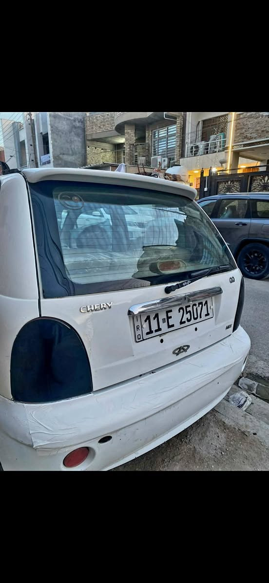 السلام عليكم  كيوكيو 2013 نظيفه للبيع  السياره مكفوله من الصبغ والحادث  محرك 4سلندر  وكير اوتوماتيك   مكفولات.  حداديه صدر نظيفه جدا 
السياره نظيفه ماشيه  81000 كم
رقم بغداد الإنكليزي الجديد سنويه مجدده لل 2029 
تحويل مباشر  
السعر  29 
***********
***********
