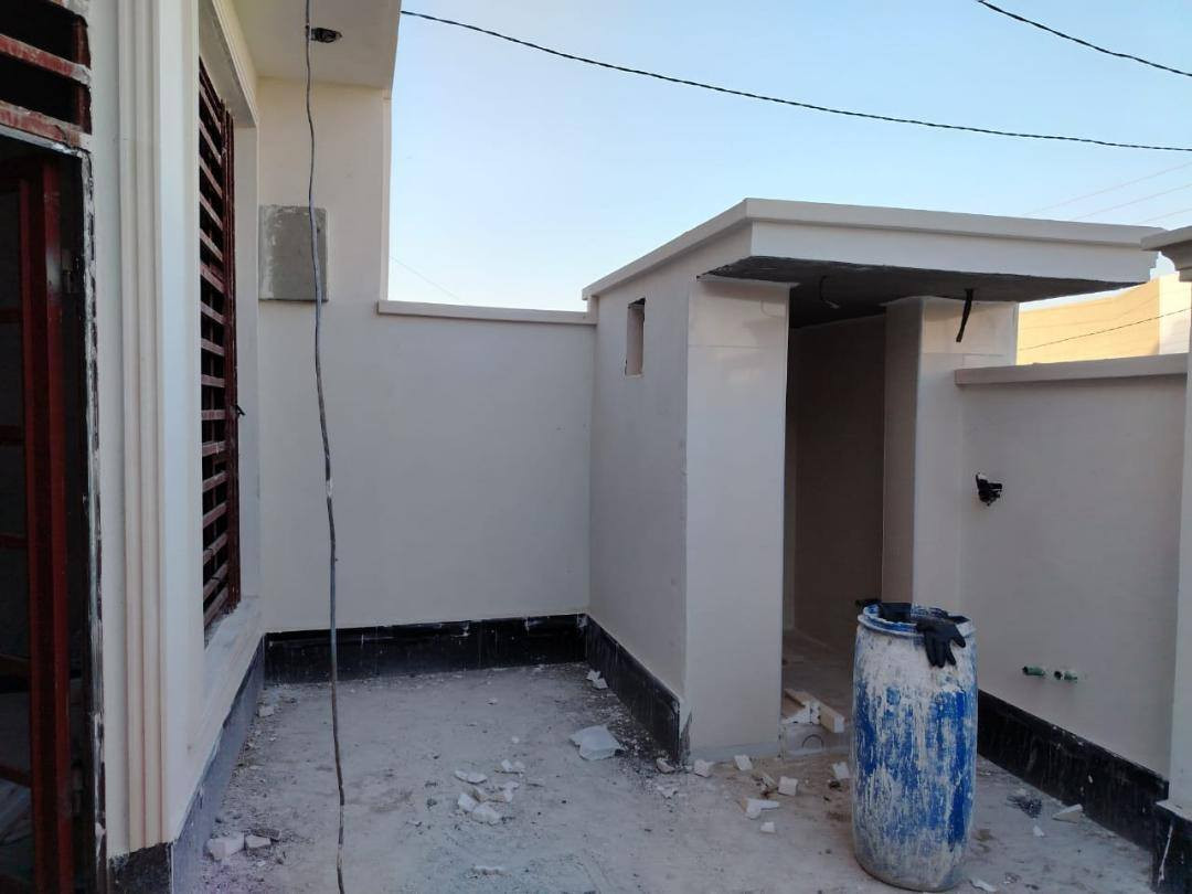 شغل ديكورات جوا السوق الاسعار كله مناسبه تريد كرسته وعمل تريد بس عمل.
***********
