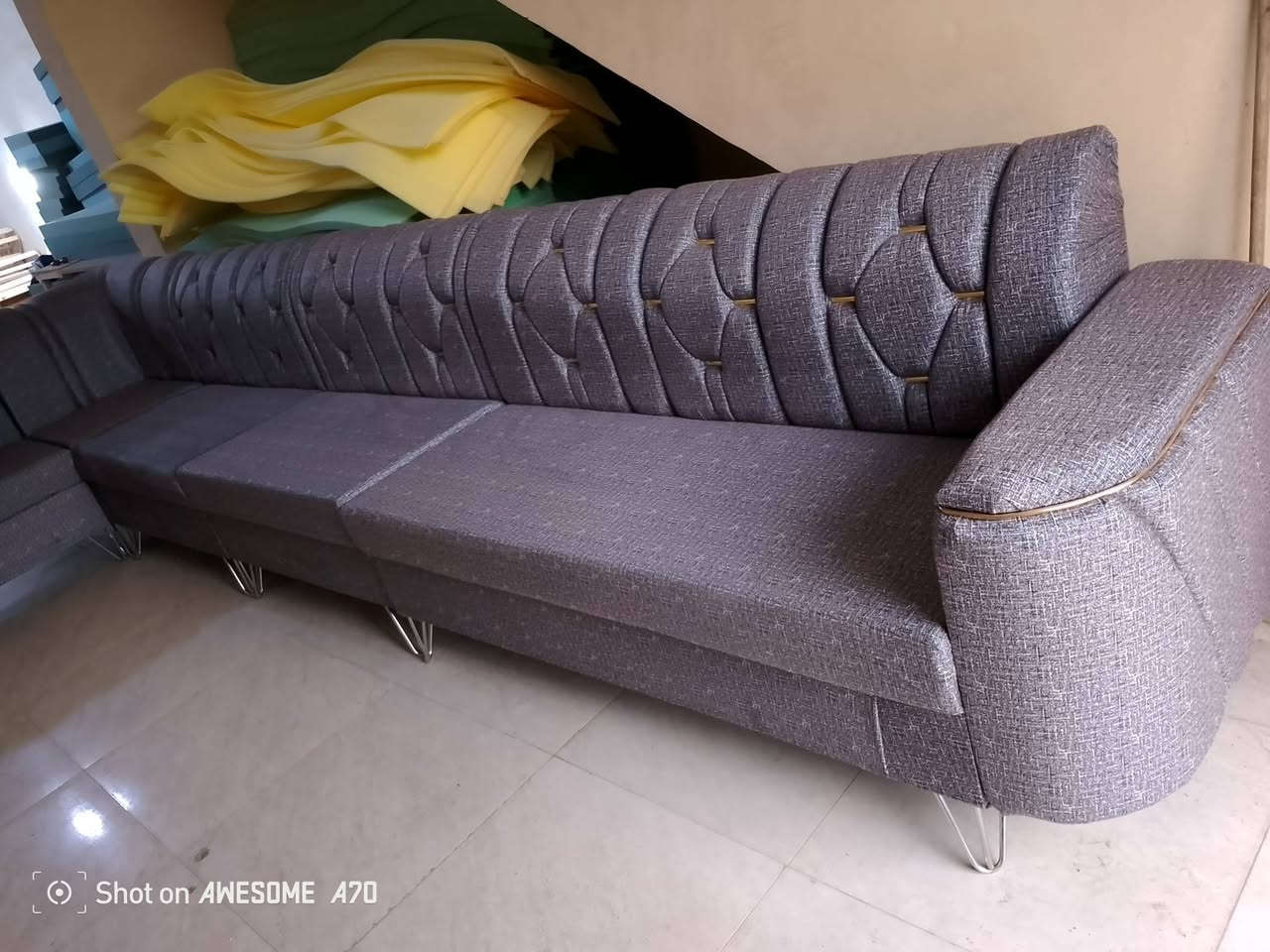 ديوان جديد٧متر١٠مقاعد سعر(٢٥٠)الف***********
