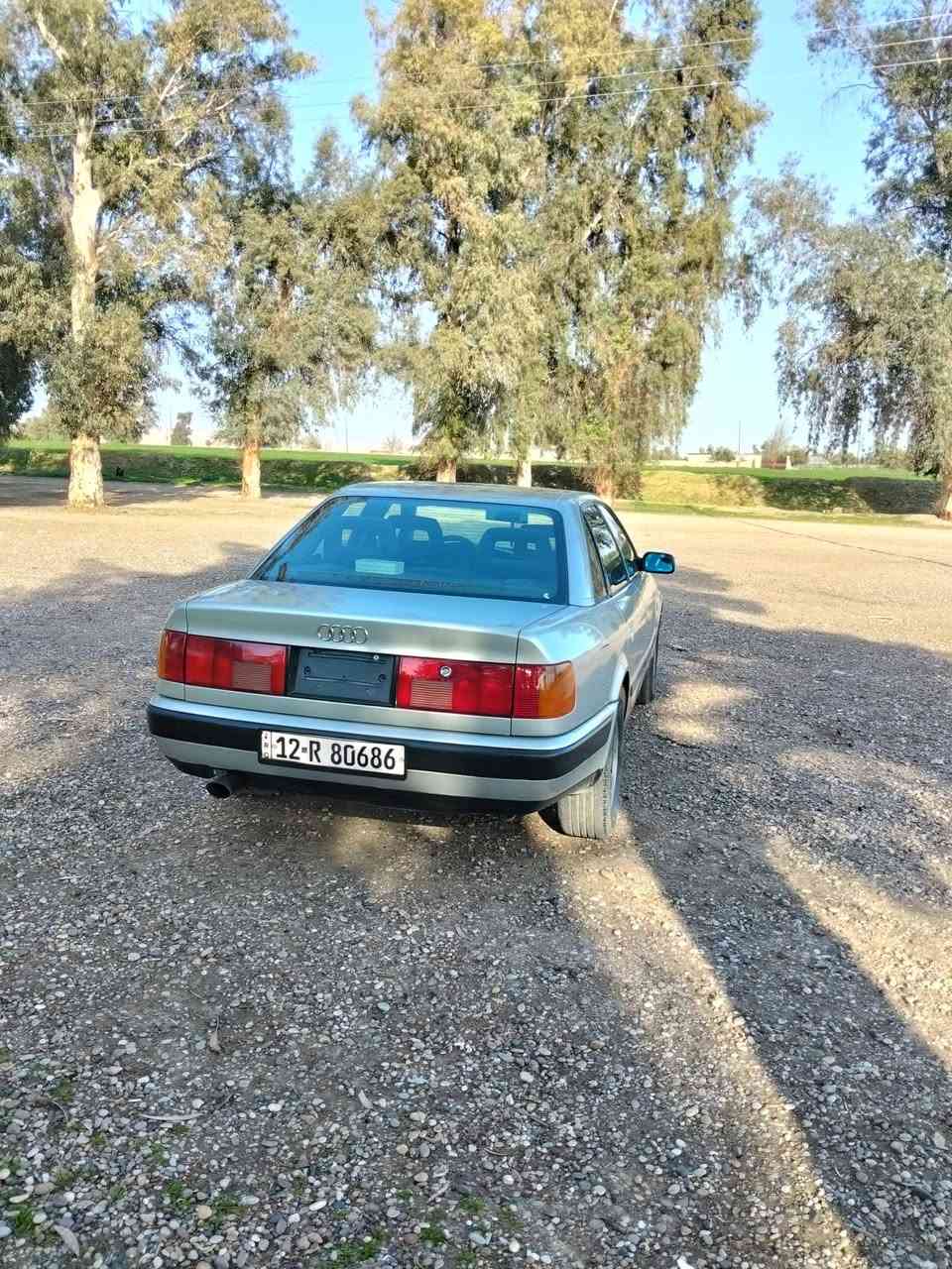 السلام عليكم
اودي موديل 1992
سنويا جديد رقم جديد كاربون بانزين 
محرك 5 سلندر حجم 100
كير شرط محرك شرط تبريد تدفي 
جمات كهرباء سياره حلو 👍
صبغ عام جماليه ضراه موضح ب صوره 
جمالغ جهت سايق 👋سعره (37) وبيها مجال 
***********
