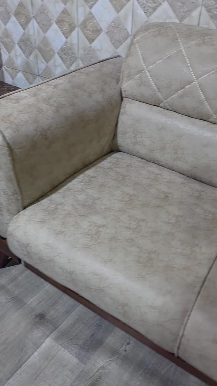 طخم قنفات مودرن اخو الجديد ب٦٥٠ استعمال كلش قليل قوي ومتانه مكاني لاصمعي


**إذا كنت صاحب هذا الإعلان وتريد حذفه لأي سبب، رجاءا أرسل رسالة إلى الدعم الفني**