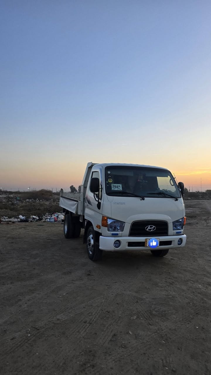 السلام عليكم ورحمة الله وبركاته 
للبيع كنتر هونداي موديل 2021
السياره مكفوله كفاله عامه من كلشي 
قطره صبغ ما بيها 
مكينه 4000 ام الهاف 
مكفوله من التبخير والتنقيص 
السياره ماشيه 100 الف فقط
تخم تاير.  ويل 17ونص 
بطانه بيها وره الكشنات
هيتر مرايات 
مكان السياره بابل جبله 
السياره جديده بمعنا الكلمه 
***********
***********
